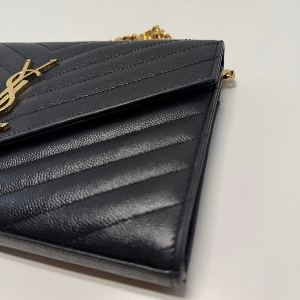 Yves Saint Laurent Cassandre wallet chain Leather  Bag - Picture 8 of 9